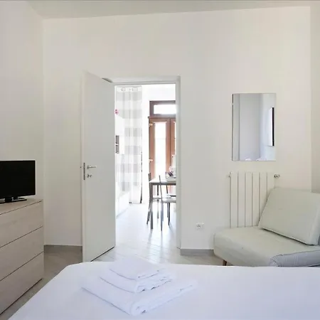 Апартаменты Italianway - Cornalia 8 A *