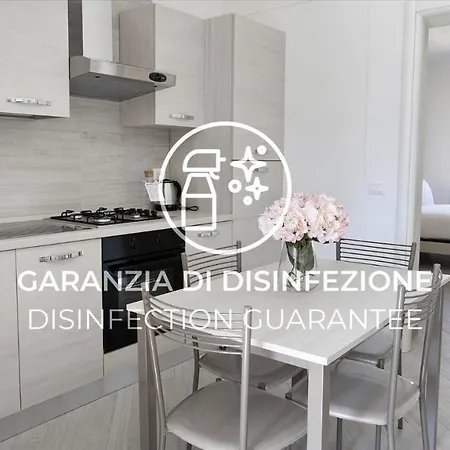 Italianway - Cornalia 8 A アパート