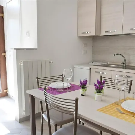 Italianway - Cornalia 8 A